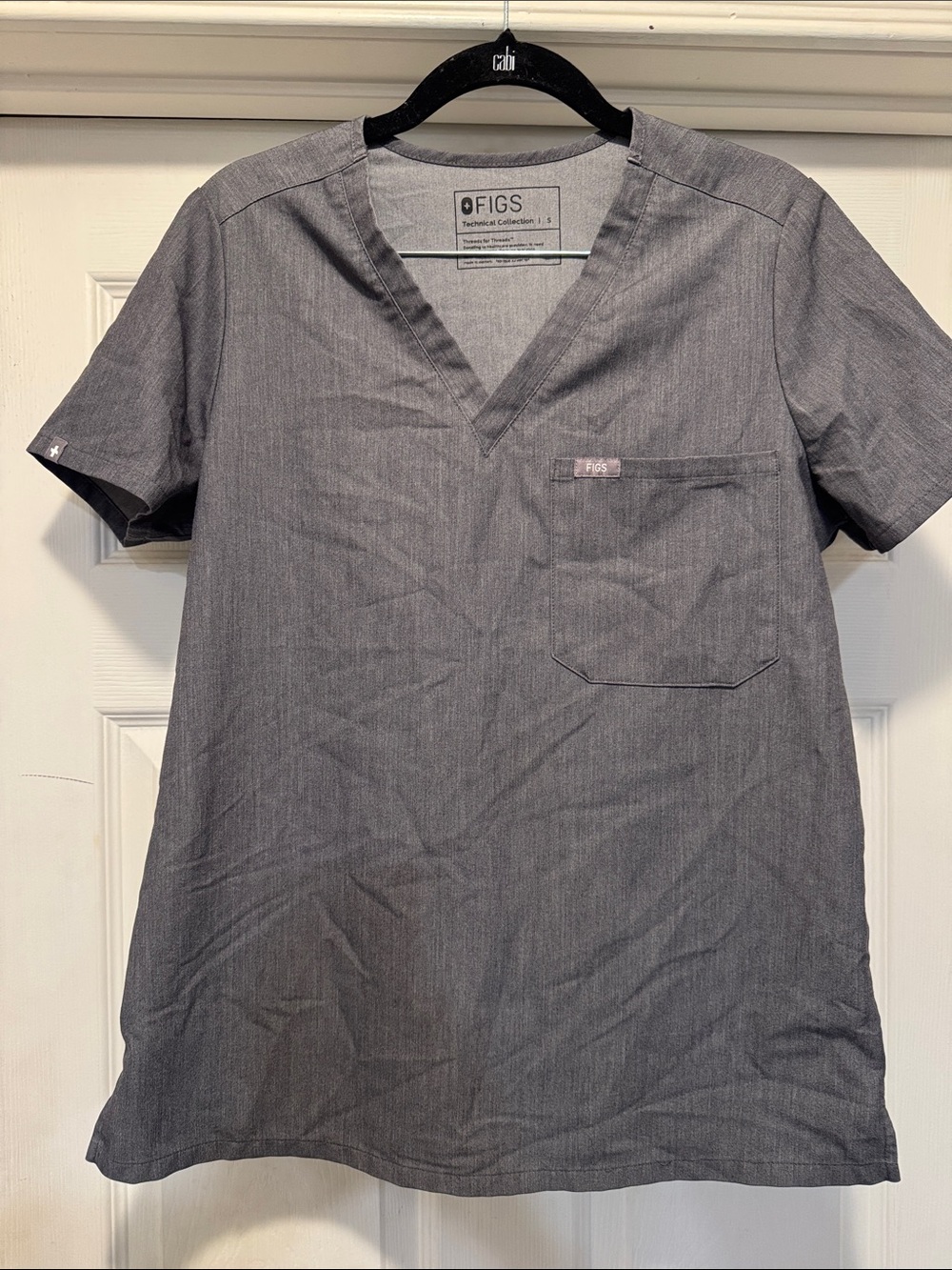 FIGS Gray V-Neck Scrub Top